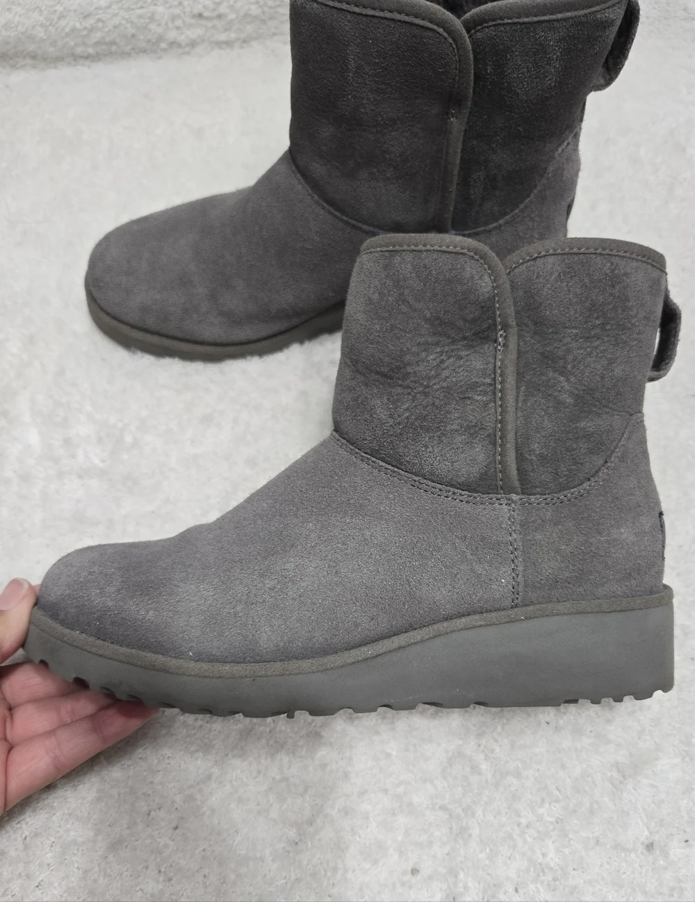 Ugg Women Classic Mini Boot In Gray Suede Sz 7